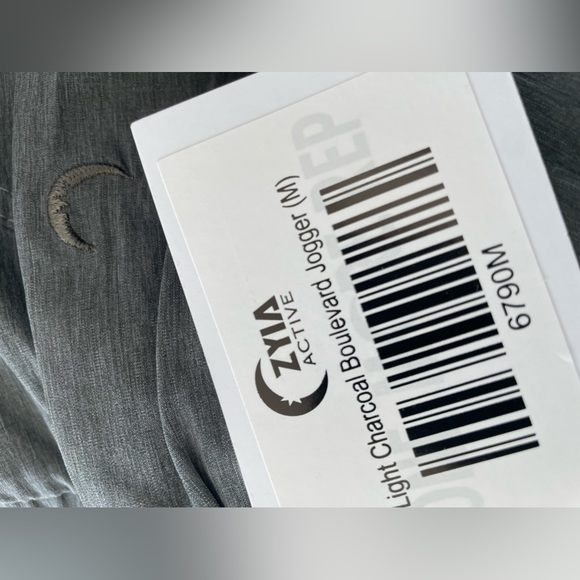 NWT ZYIA charcoal boulevard joggers. Size Medium - Picture 4 of 6